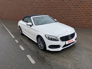 2017 Mercedes-Benz C-Класс 300 IV (W205), белый, 3500000 рублей, вид 4