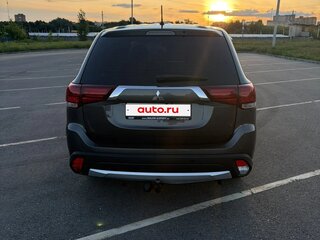 2015 Mitsubishi Outlander III Рестайлинг 2, серый, 1550000 рублей, вид 4