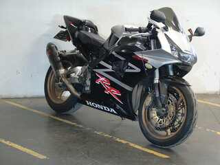 Honda CBR 954RR Fireblade