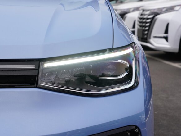 2025 Volkswagen Tharu 300 TSI I Рестайлинг, голубой - вид 7