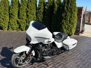 2024 Harley-Davidson Street Glide, белый, 2600000 рублей, вид 2