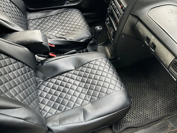 2004 Lada (ВАЗ) 2114, серебристый, 160000 рублей - вид 9
