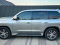 2017 Lexus LX 450d III Рестайлинг 2, серый, 5980000 рублей - вид 3