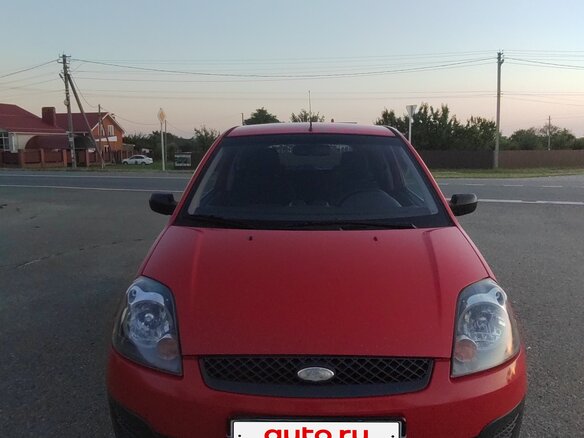 2007 Ford Fiesta Mk5, красный, 399900 рублей