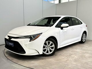 2022 Toyota Corolla XII (E210), белый, 1665000 рублей, вид 1