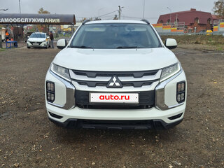 2021 Mitsubishi ASX I Рестайлинг 3, белый, 1650000 рублей, вид 3