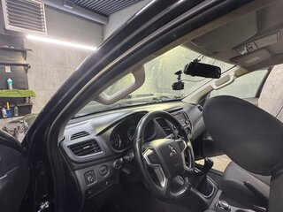2019 Mitsubishi L200 V Рестайлинг, чёрный, 1950000 рублей, вид 5