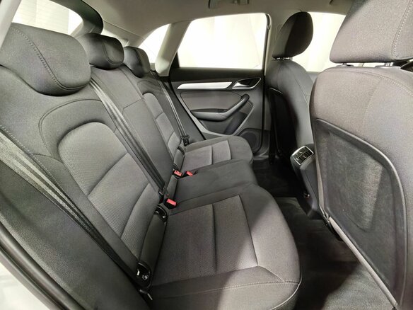 2015 Audi Q3 I (8U) Рестайлинг, белый, 1791000 рублей - вид 15