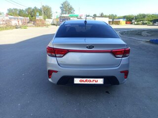 2017 Kia Rio IV, серебристый, 880000 рублей, вид 3
