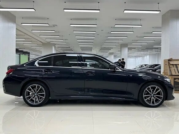 2022 BMW 3 серии Long 320Li VII (G2x) Рестайлинг, чёрный, 2888008 рублей - вид 6