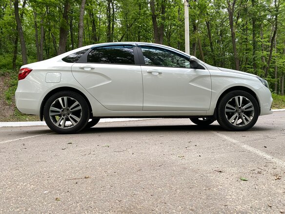2018 Lada (ВАЗ) Vesta I, белый, 850000 рублей - вид 11