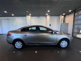 2011 Renault Fluence I, бежевый, 545900 рублей, вид 2