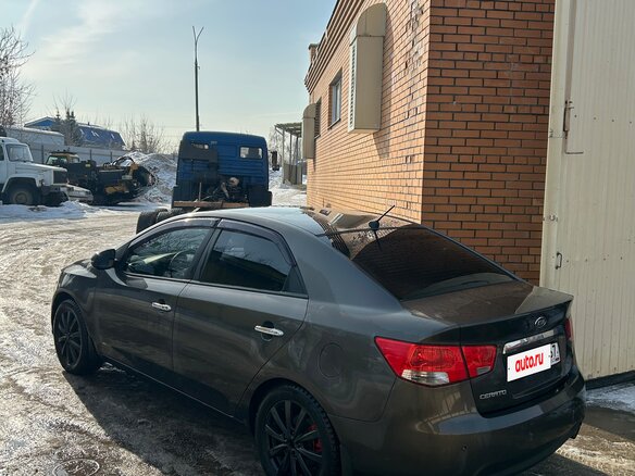 2011 Kia Cerato 6-speed II, золотистый - вид 6