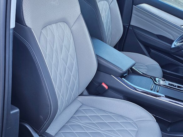 2023 Volkswagen Tavendor I, серый, 4790000 рублей - вид 8