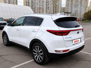2018 Kia Sportage IV, белый, 1730000 рублей, вид 4