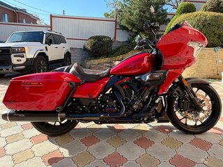 2025 Harley-Davidson CVO Road Glide ST, красный, 5000000 рублей, вид 5