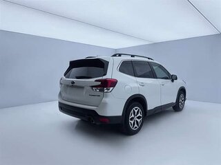 2023 Subaru Forester V Рестайлинг, белый, 2205111 рублей, вид 4