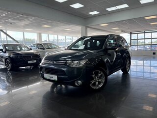 Mitsubishi Outlander III