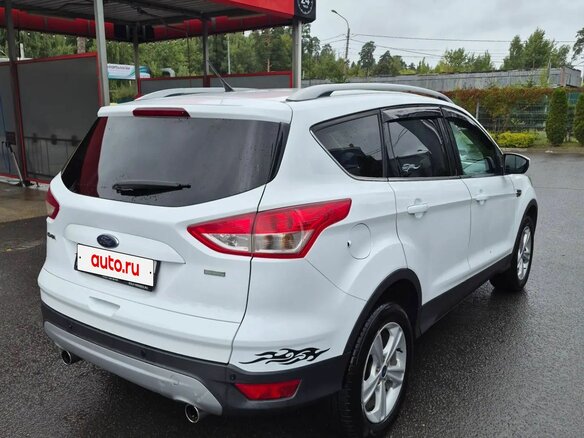 2015 Ford Kuga II, белый, 1100000 рублей - вид 4