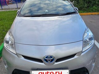 2014 Toyota Prius III Рестайлинг (XW30), серебристый, 1220000 рублей, вид 1