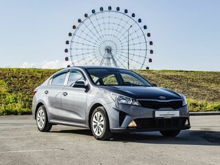 2021 Kia Rio IV Рестайлинг, серый, 1490000 рублей, вид 5