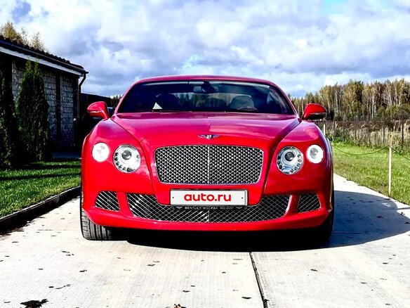 2012 Bentley Continental GT II, красный