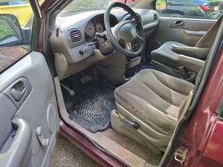 2003 Dodge Caravan 4-speed IV, красный, 314000 рублей, вид 5