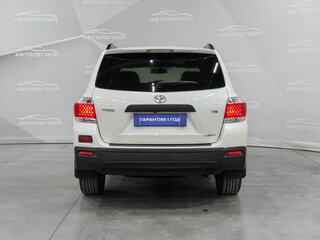 2012 Toyota Highlander II (XU40) Рестайлинг, белый, 2350000 рублей, вид 4