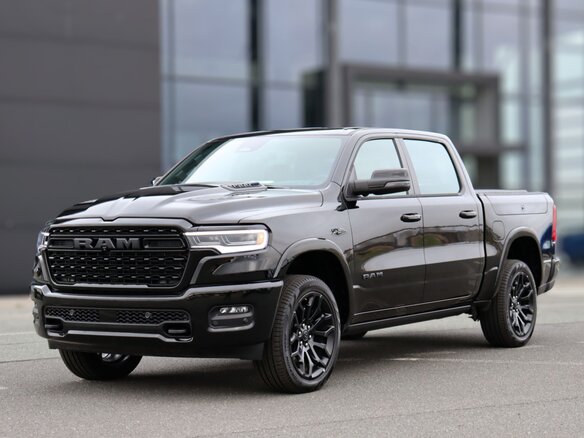 2026 Ram 1500 Crew Cab eTorque V Рестайлинг, чёрный, 12849000 рублей
