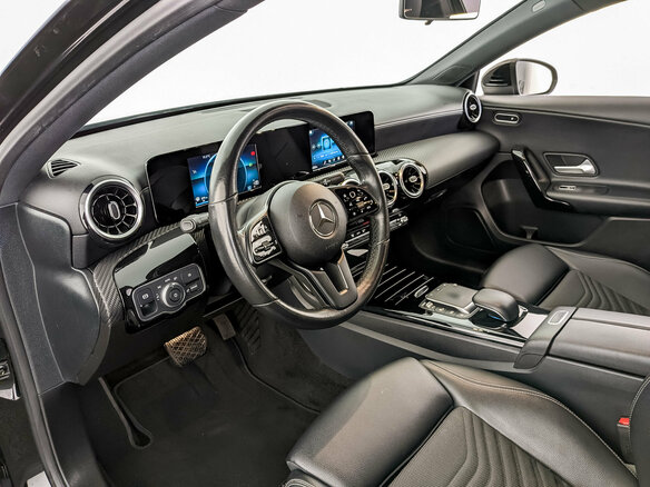 2018 Mercedes-Benz A-Класс 200 IV (W177), чёрный, 2160000 рублей - вид 15