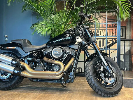 2020 Harley-Davidson Fat Bob, чёрный, 2150000 рублей, вид 1