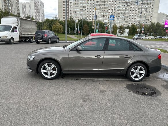 2013 Audi A4 IV (B8) Рестайлинг, коричневый, 1650000 рублей - вид 2