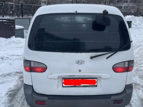 2007 Hyundai Starex, белый, 400000 рублей, вид 4