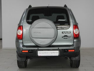 2018 Chevrolet Niva I Рестайлинг, серый, 719900 рублей, вид 5