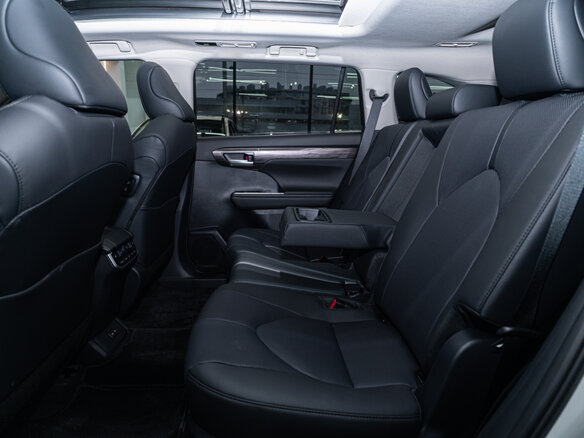 2026 Toyota Highlander IV (XU70), белый, 5850000 рублей - вид 21