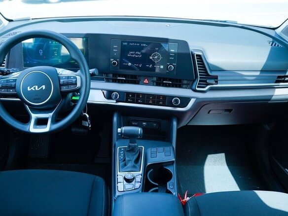 2026 Kia Sportage V, белый, 3650548 рублей - вид 9