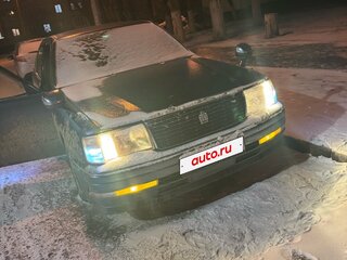 2000 Toyota Crown X (S150), серый, 600000 рублей, вид 1