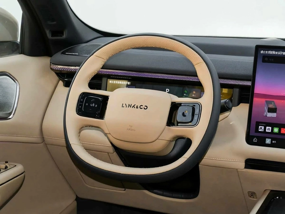 2026 Lynk & Co 900, серебристый, 7500000 рублей - вид 5