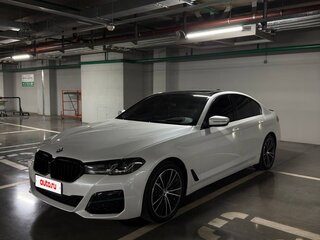 2022 BMW 5 серии 530i xDrive VII (G30/G31/G38) Рестайлинг, белый, 4770000 рублей, вид 1