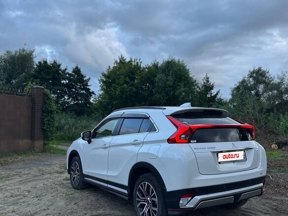 2018 Mitsubishi Eclipse Cross I, белый, 2350000 рублей - вид 4