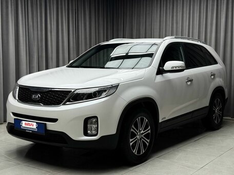 2013 Kia Sorento II Рестайлинг, белый, 1849000 рублей, вид 1