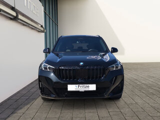 2023 BMW X1 18d sDrive III (U11/U12), чёрный, 5324000 рублей, вид 2