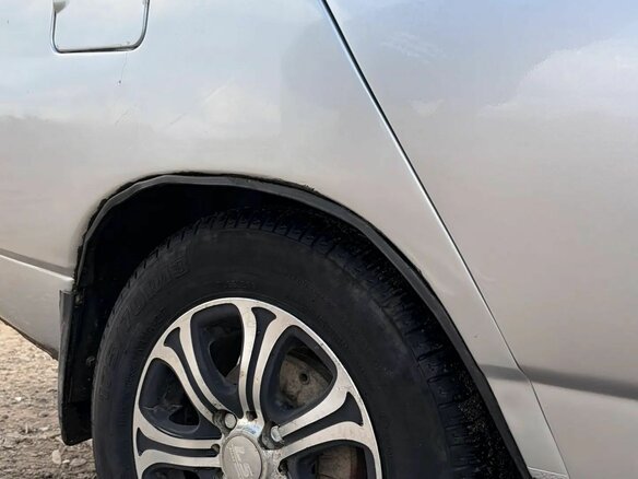 2004 Lada (ВАЗ) 2110, белый, 315000 рублей - вид 9
