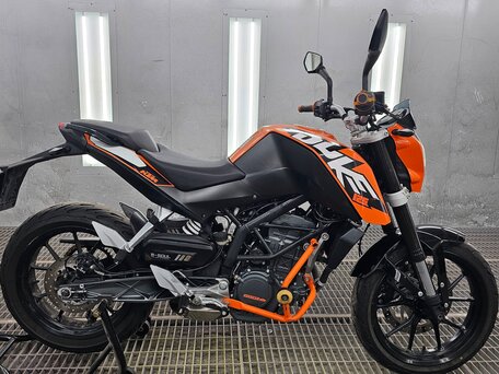 2014 KTM 125 Duke, оранжевый, 320000 рублей, вид 2