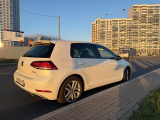 2018 Volkswagen Golf VII Рестайлинг, белый, 2400000 рублей, вид 5