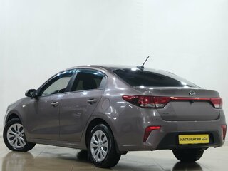 2019 Kia Rio IV, коричневый, 1349000 рублей, вид 4