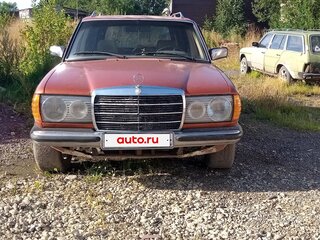 1985 Mercedes-Benz W123 230 4-speed, оранжевый, 279999 рублей, вид 5