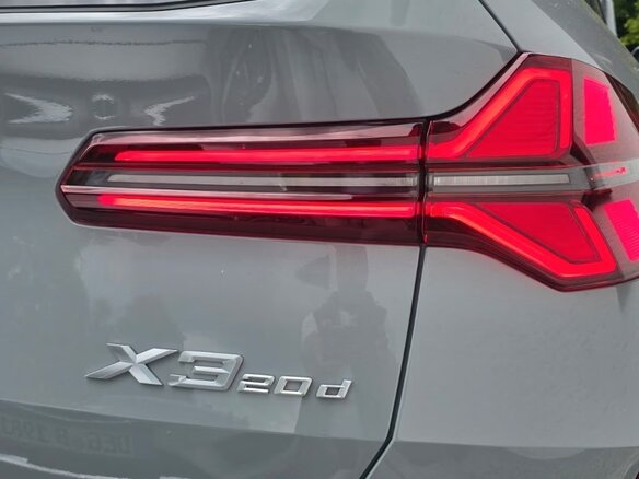 2025 BMW X3 20d xDrive IV (G45/G48), серый, 7540911 рублей - вид 8