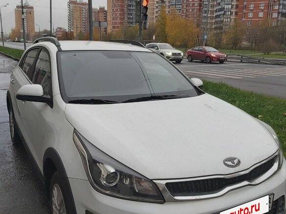 2020 Kia Rio X-Line IV, белый - вид 1