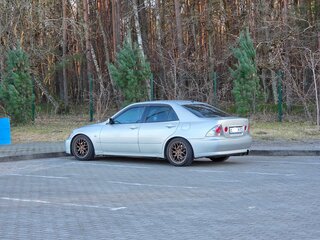 2000 Toyota Altezza, белый, 950000 рублей, вид 2